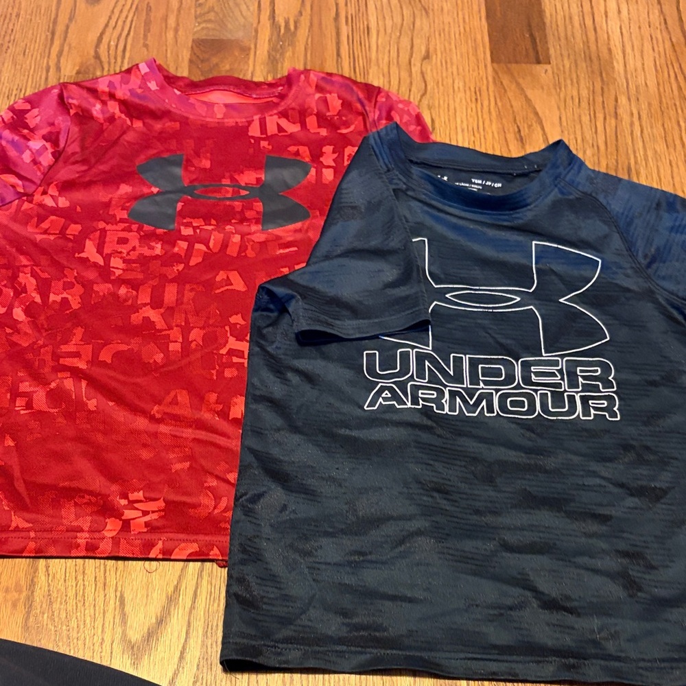 2 Under Armour Kids' Tees - Small
